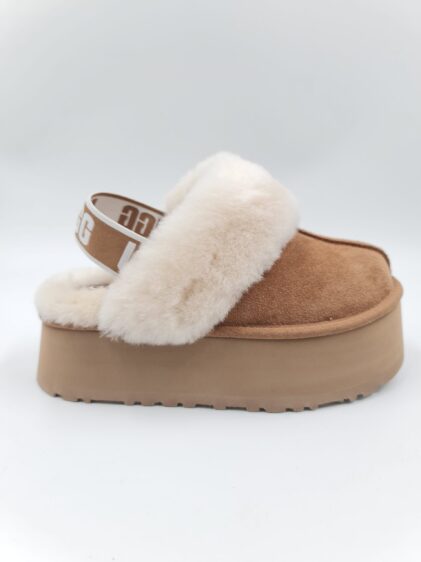 נעלי UGG FUNKETTE