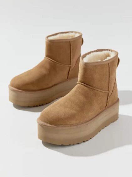 נעלי קלאסיק מיני UGG