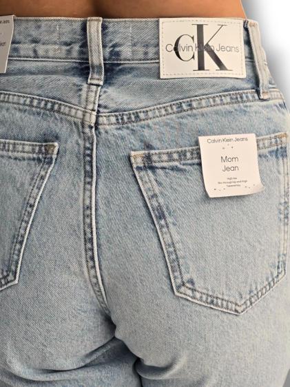 גינס CALVIN KLEIN MOM JEAN